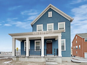 Building Photo - 6041 W Arranmore Dr