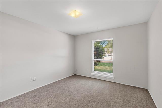 Building Photo - 4009 Providence Dr