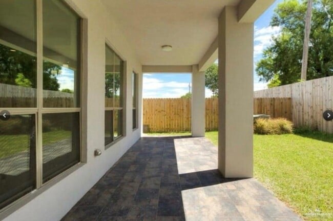 Building Photo - 25 Balboa Ave