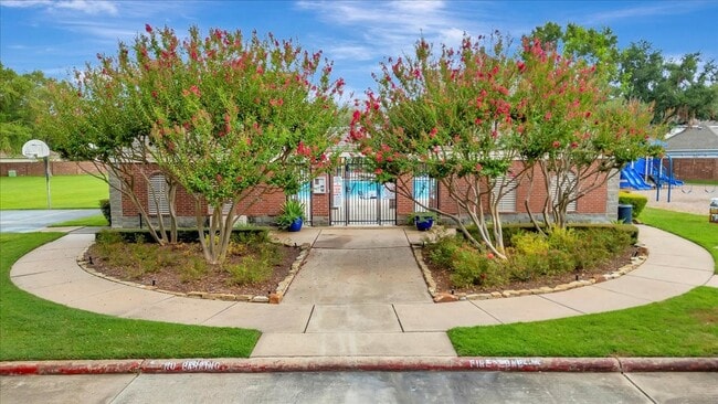 Building Photo - 146 Bayou Bend Dr