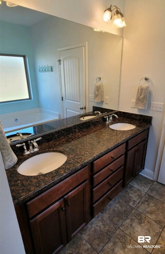 Building Photo - 6057 Andhurst Dr