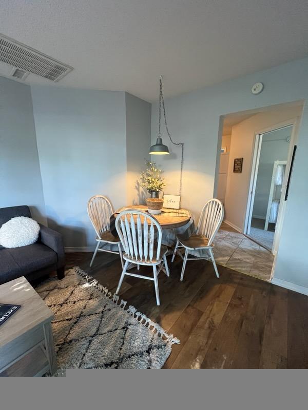 Building Photo - 104 Timberwood Ln