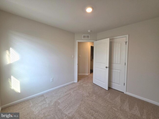 Building Photo - 424 Ridgely Blvd