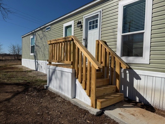 Building Photo - 129 Ponderosa way