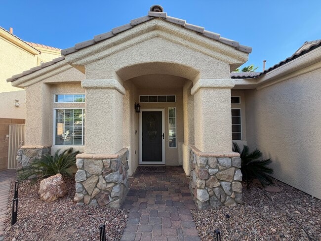 Building Photo - 5791 Magini Ave