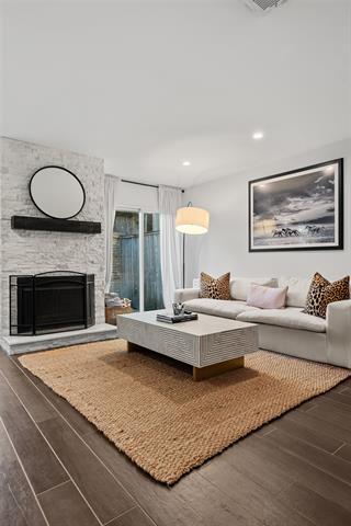 Building Photo - 4306 Buena Vista St