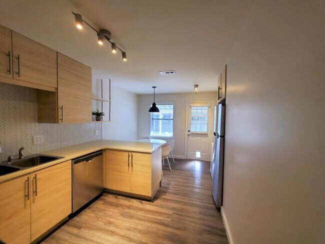 Building Photo - 2346 Grayson Valley Dr