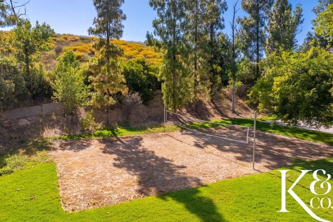 Building Photo - Relaxing Home in Vibrant Community with Pool, Spa, and Courts