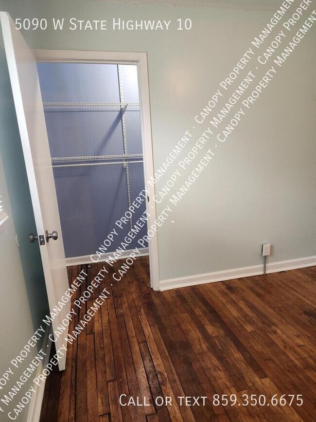 Building Photo - 5090 KY-10