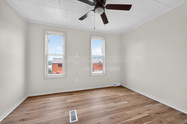 Building Photo - 1409 Hamill Ave