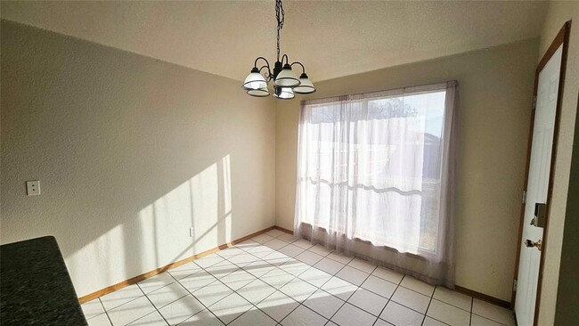 Building Photo - 4117 Gyrfalcon Dr