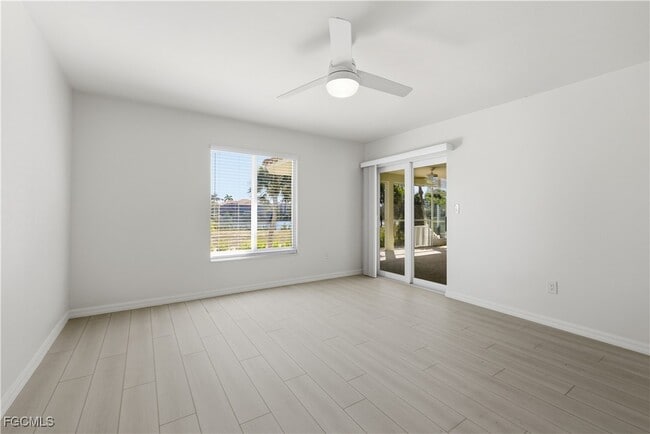 Building Photo - 1235 Par View Dr