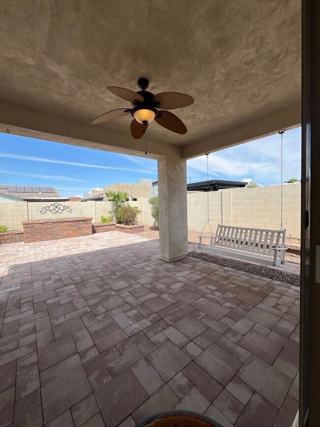 Building Photo - 3546 E Ravenswood Dr