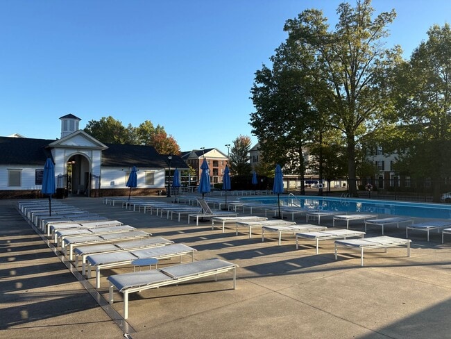 Building Photo - Charming & NEWLY Renovated 2-Bedroom Condo...