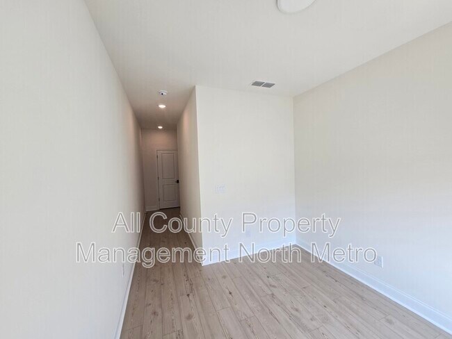 Building Photo - 159 Wards Xing Wy