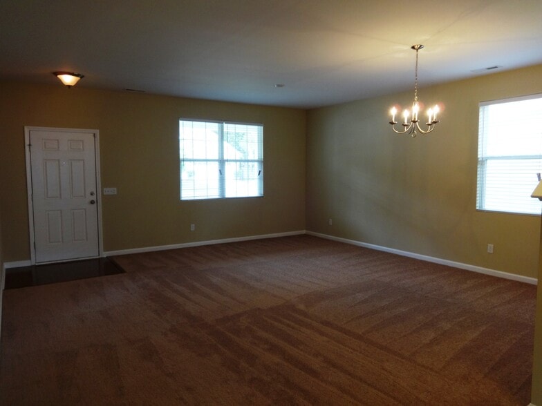 Building Photo - 3115 Conservancy Ln