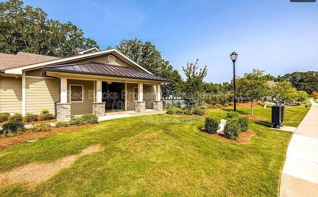 Building Photo - 1410 Bramblewood Dr