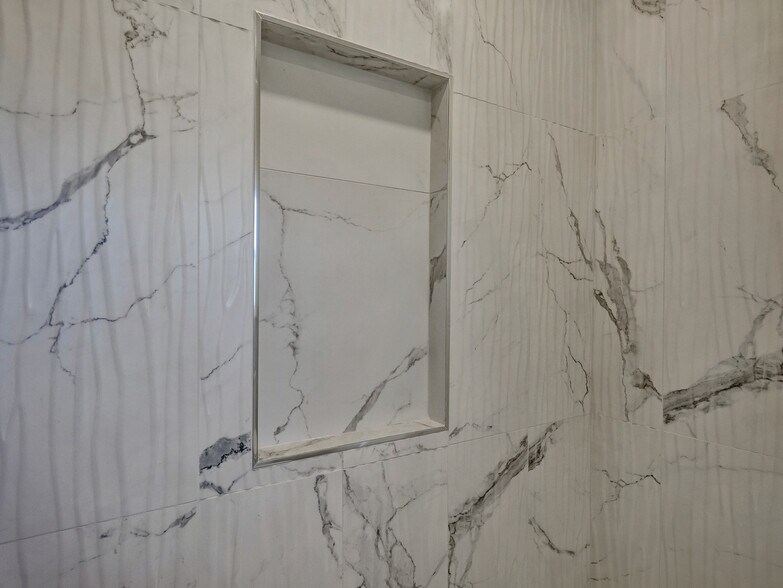 Building Photo - 1075 43rd St