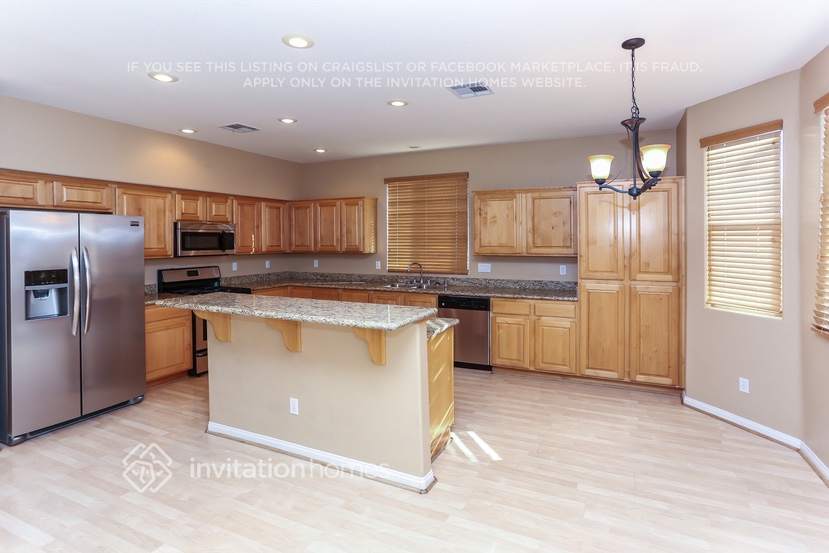 Building Photo - 9025 Barnwell Ave