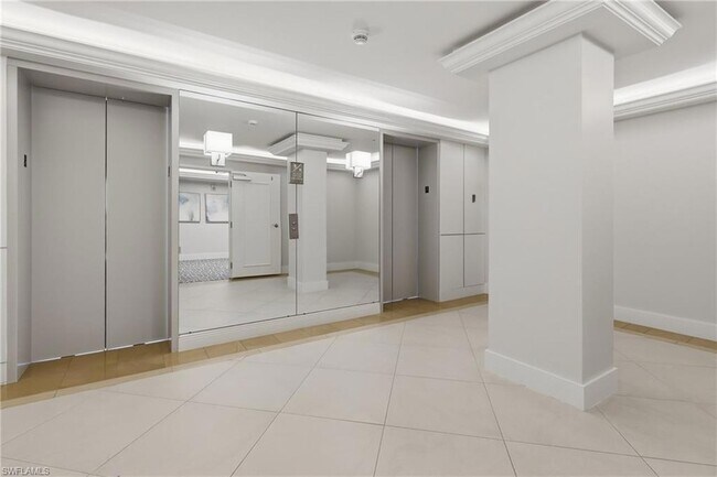 Building Photo - 5601 Turtle Bay Dr