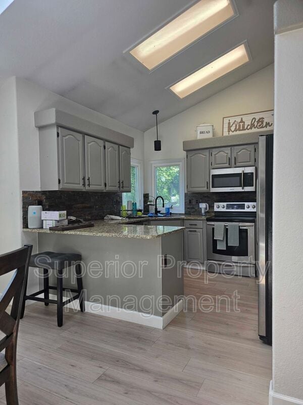 Building Photo - 4126 Stoneridge Ct