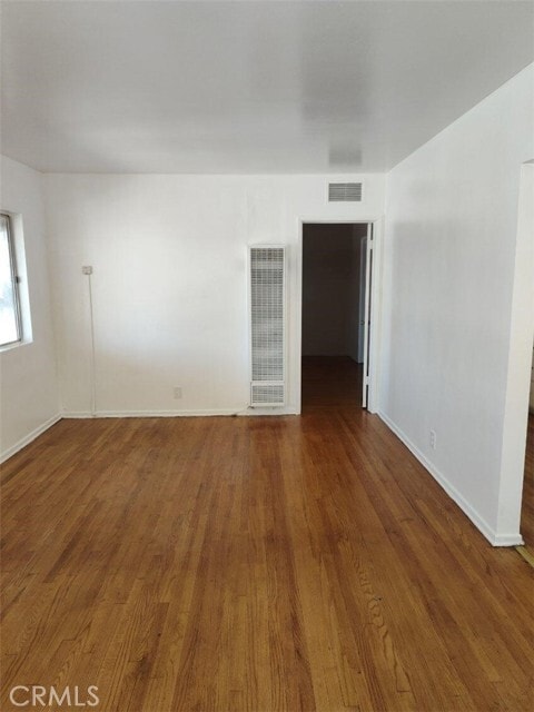 Building Photo - 1054 E Artesia Blvd