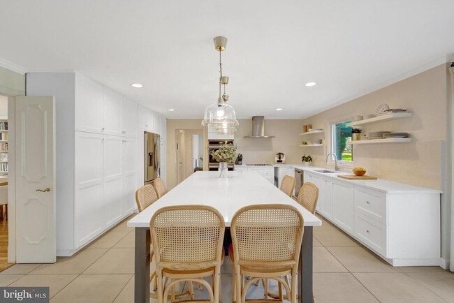 Building Photo - 6305 Dunaway Ct