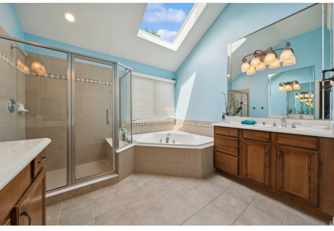 Building Photo - 2227 Spartina Rd
