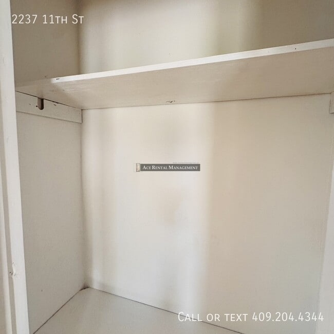 Building Photo - 2237 11th St