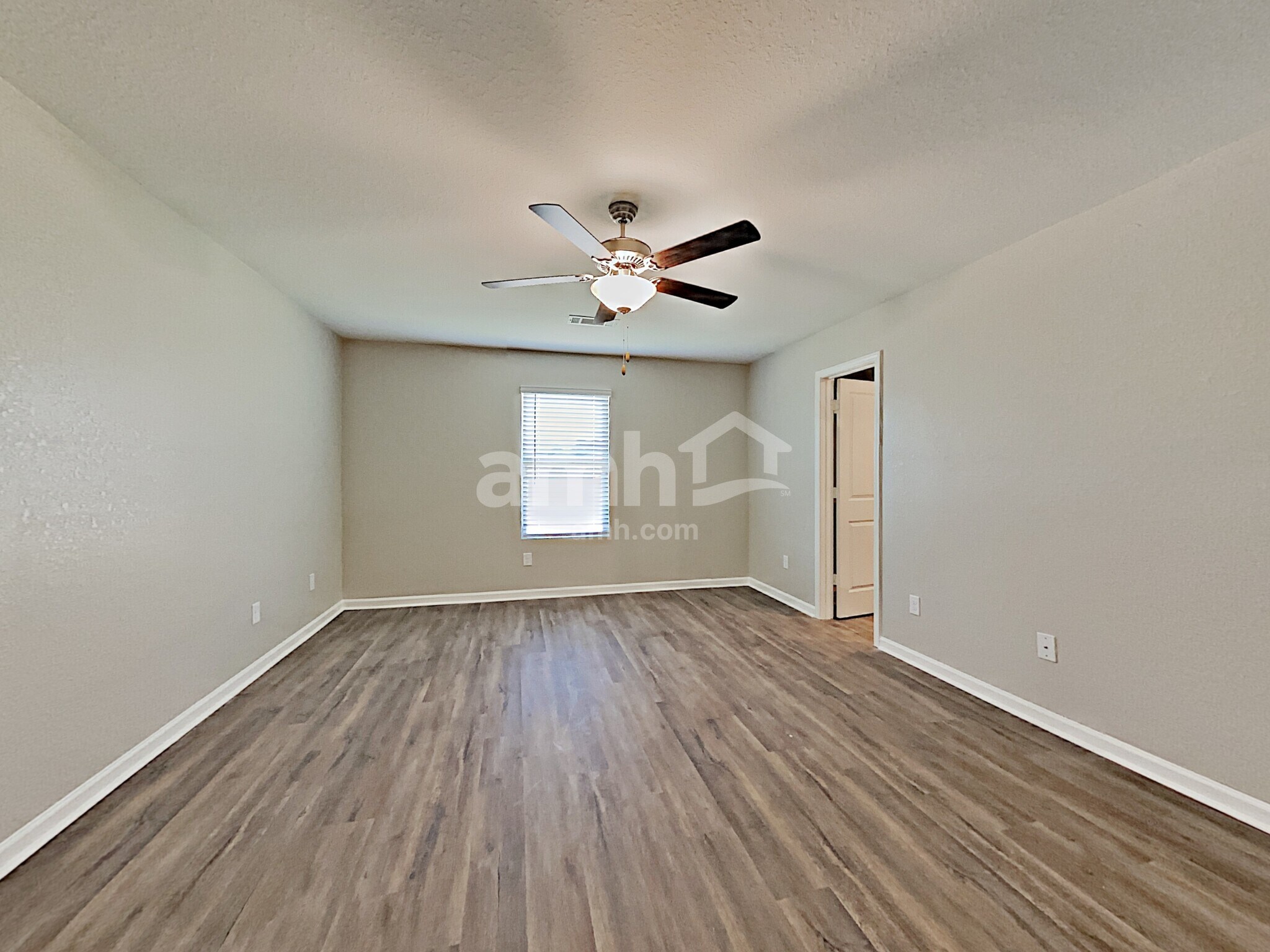 Building Photo - 3410 Ridge HillPkwy