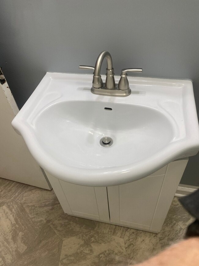 Building Photo - 156 Park Pl