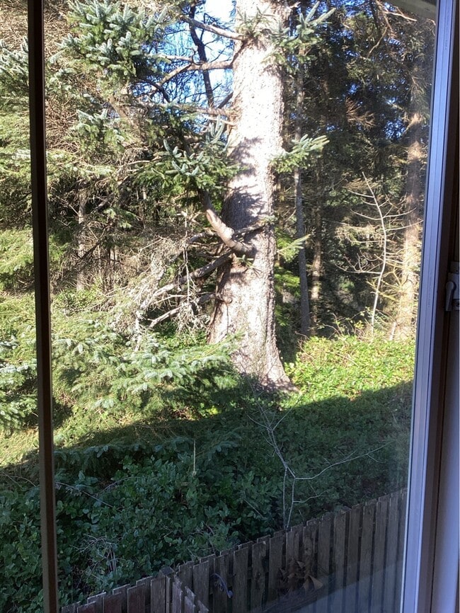 Building Photo - 66 NW 33rd Pl