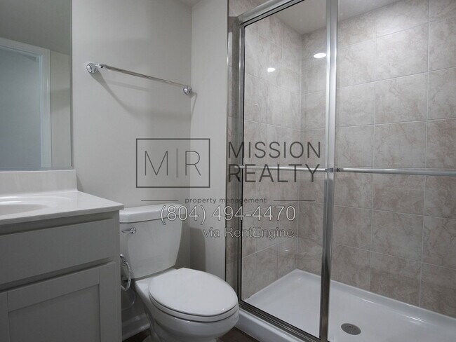 Building Photo - 8756 Whitman Dr
