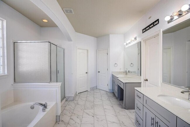 Building Photo - 3604 Rams Horn Way