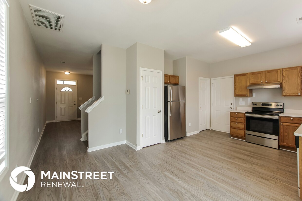 Building Photo - 8412 Spirea Ct