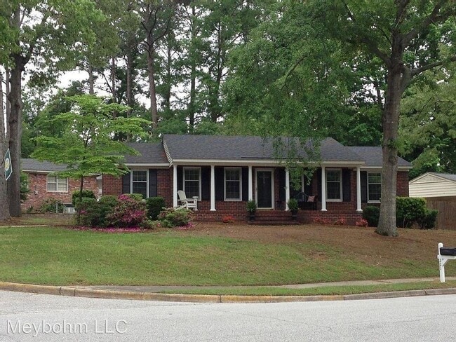 Primary Photo - 3 br, 2 bath House - 221 Kings Chapel Road
