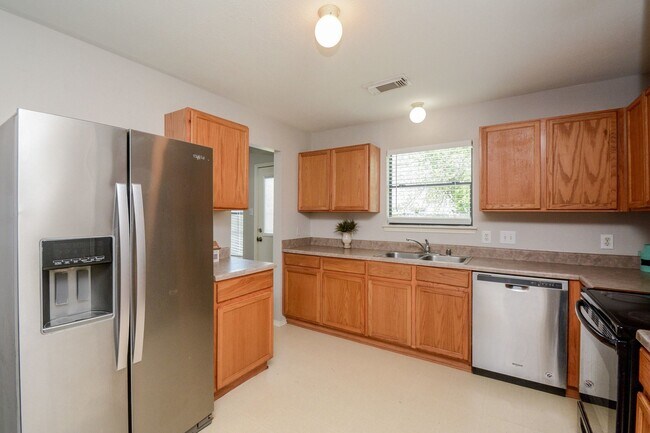 Building Photo - 6835 Lower Arrow Dr