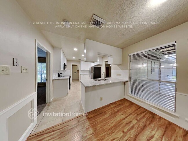 Building Photo - 5226 Brownlee Ln