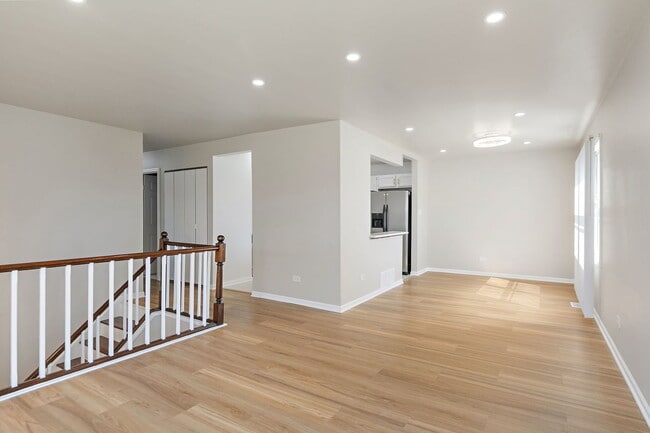 Building Photo - 2155 College Dr