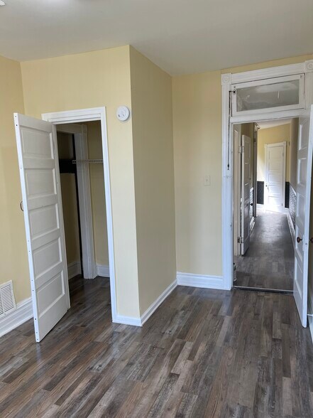 Back room - 2309 Avalon Ave