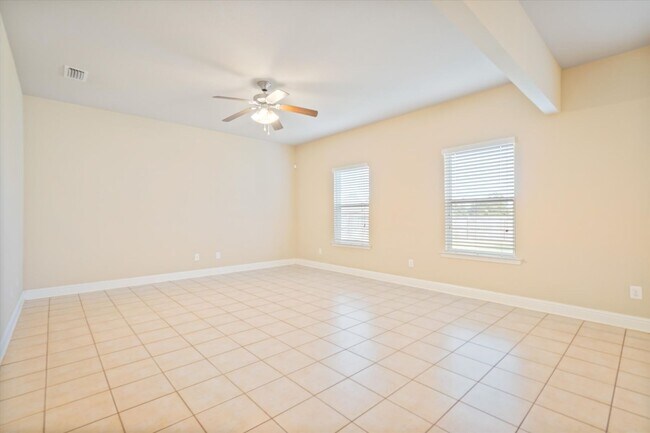 Building Photo - UPCOMING LISTING