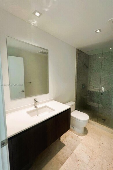 Building Photo - 68 SE 6th St