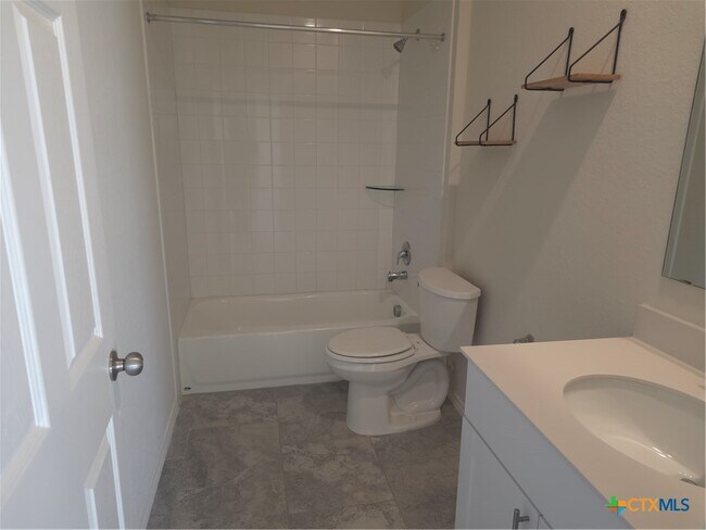 Building Photo - 874 Crested Iris