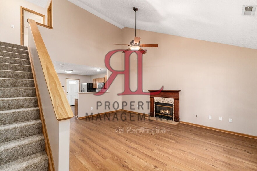 Building Photo - 3000 Papin St