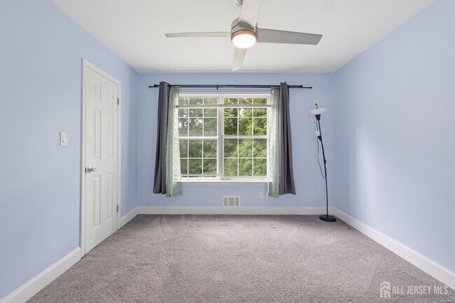 Building Photo - 1609 Mulberry Ct