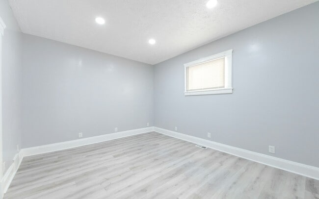 Building Photo - 3317 Virginia Ave