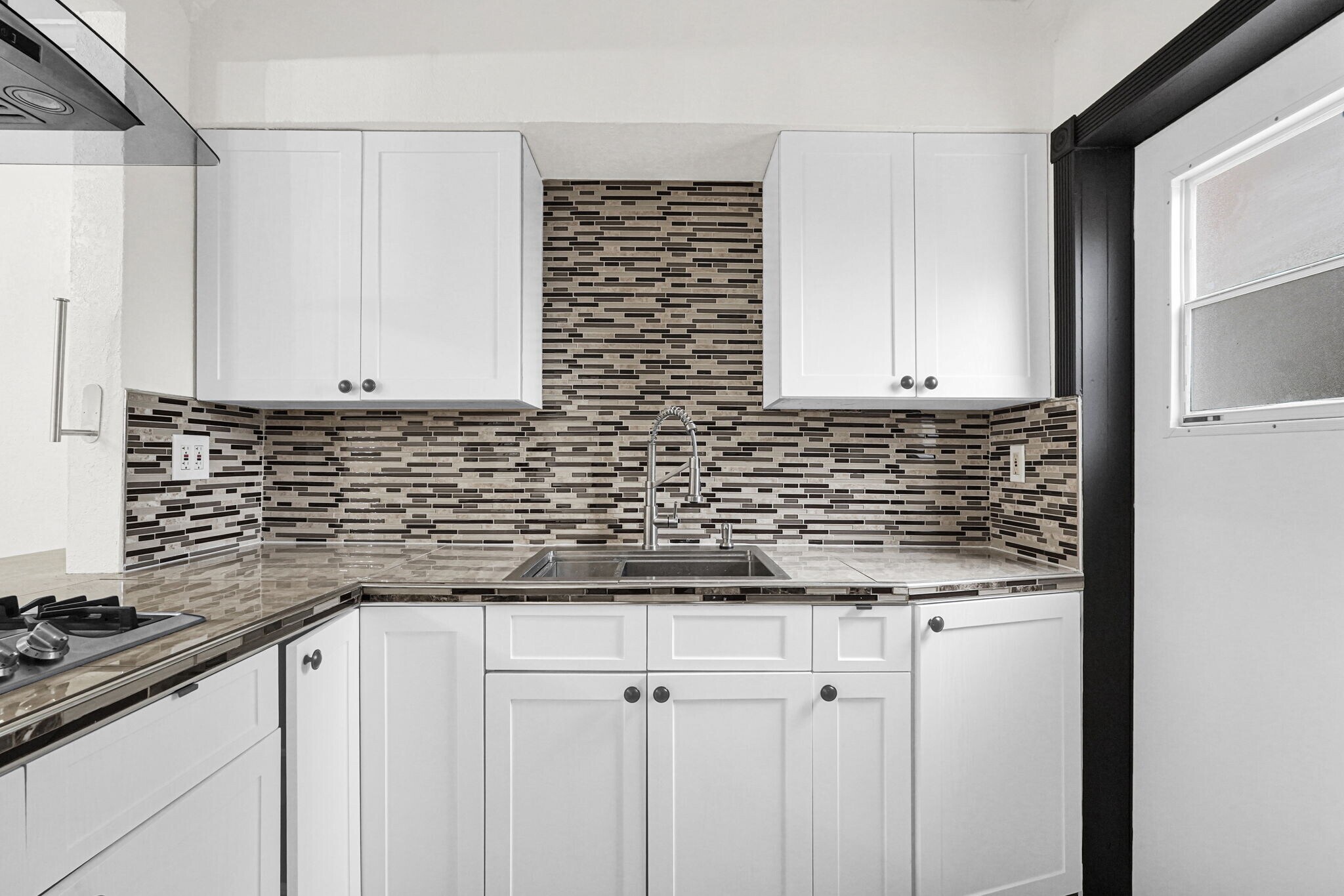 Building Photo - 751 NE 122nd St