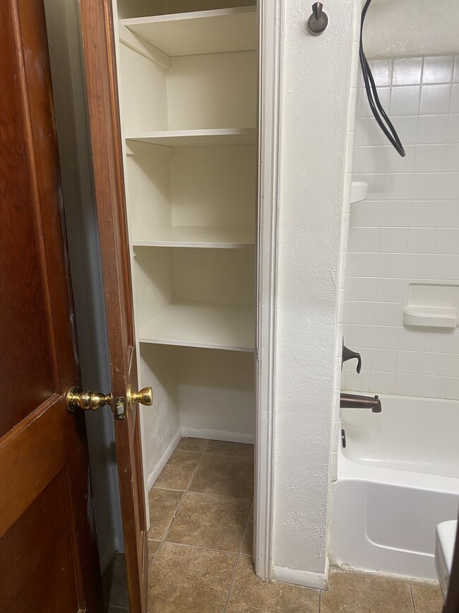 Bathroom Closet - 432 North Fourth Street