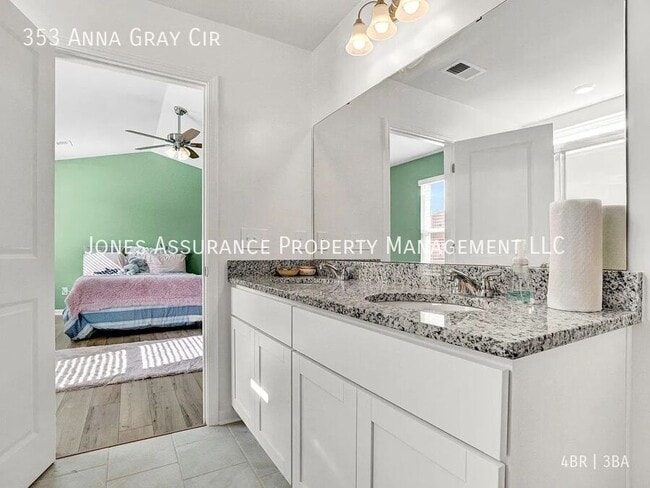 Building Photo - 353 Anna Gray Cir