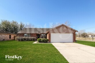 Building Photo - 3818 Rosemont Dr